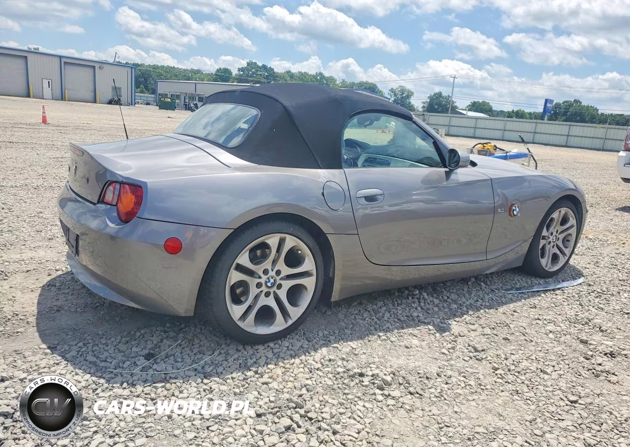 2003 BMW Z4 3.0 VIN:4USBT53433LU02166 - 3