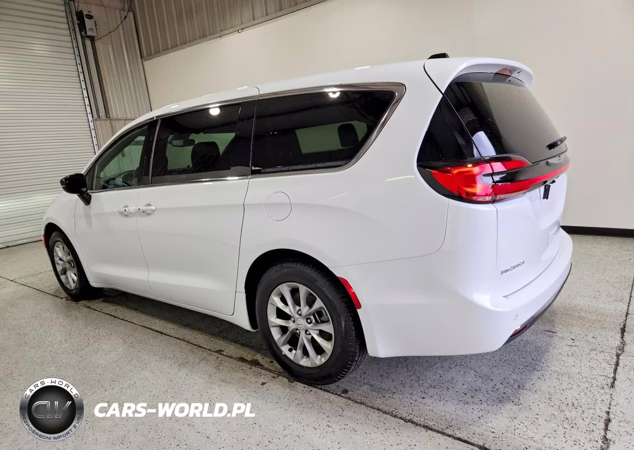 2026 Chrysler Pacifica Limited VIN:2C4RC1GG9TR178930 - 2