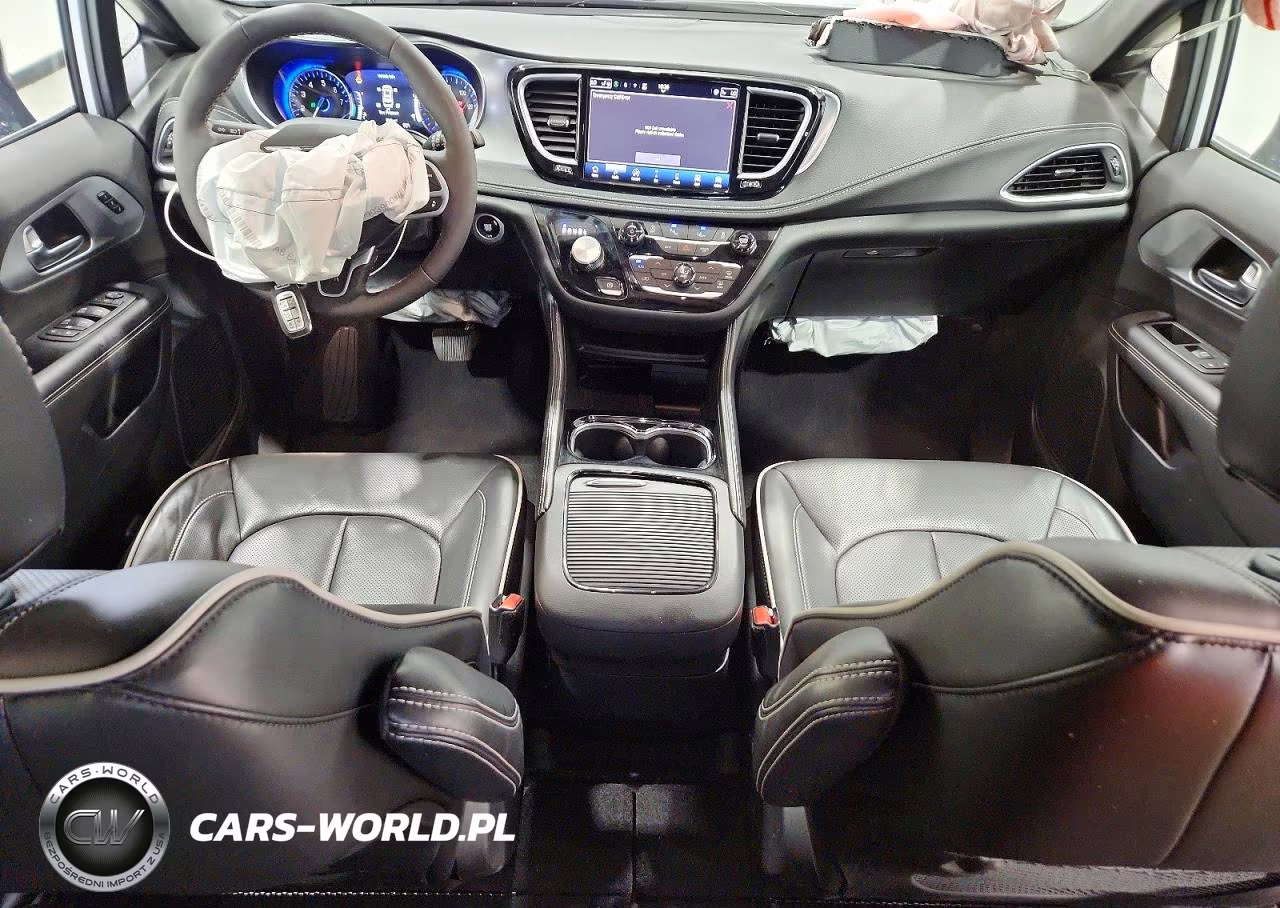 2026 Chrysler Pacifica Limited VIN:2C4RC1GG9TR178930 - 8