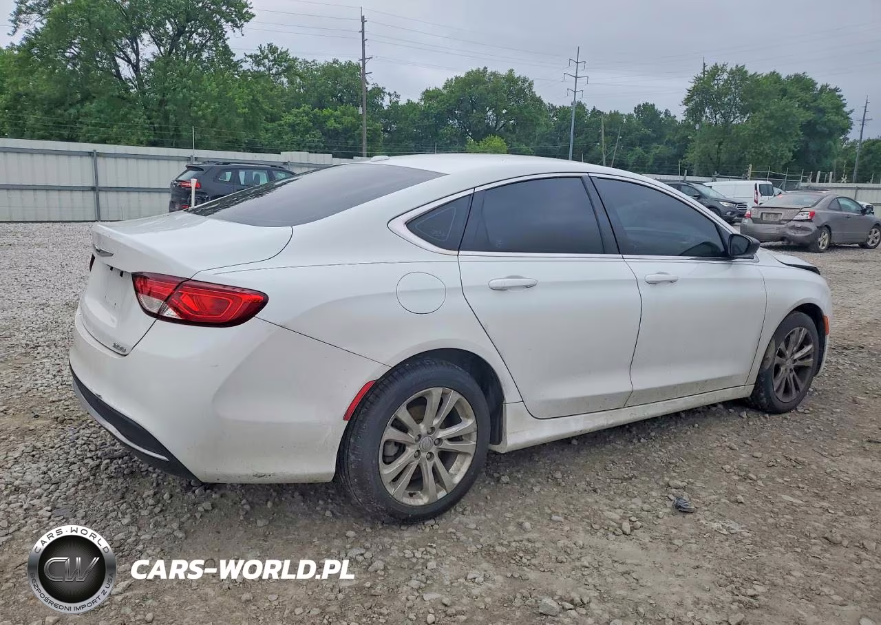 2015 Chrysler 200 Limited VIN:1C3CCCAB5FN710890 - 3
