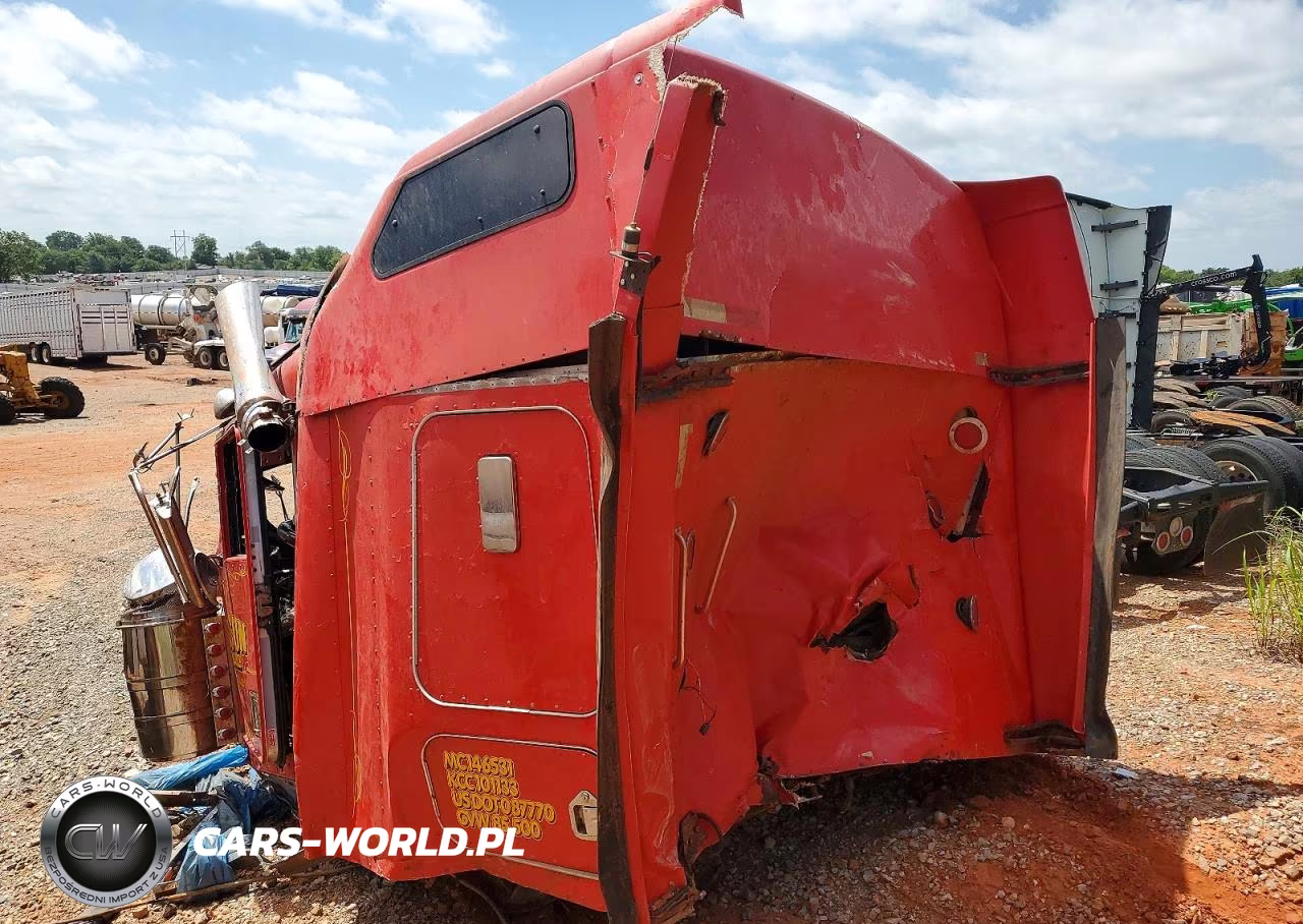 2000 Kenworth W900 Semi Truck VIN:1XKWDB9X3YR836570 - 3