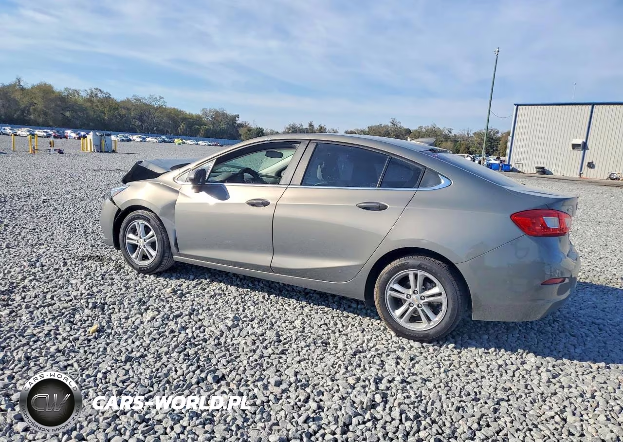 2017 Chevrolet Cruze Lt VIN:1G1BE5SM2H7177698 - 2