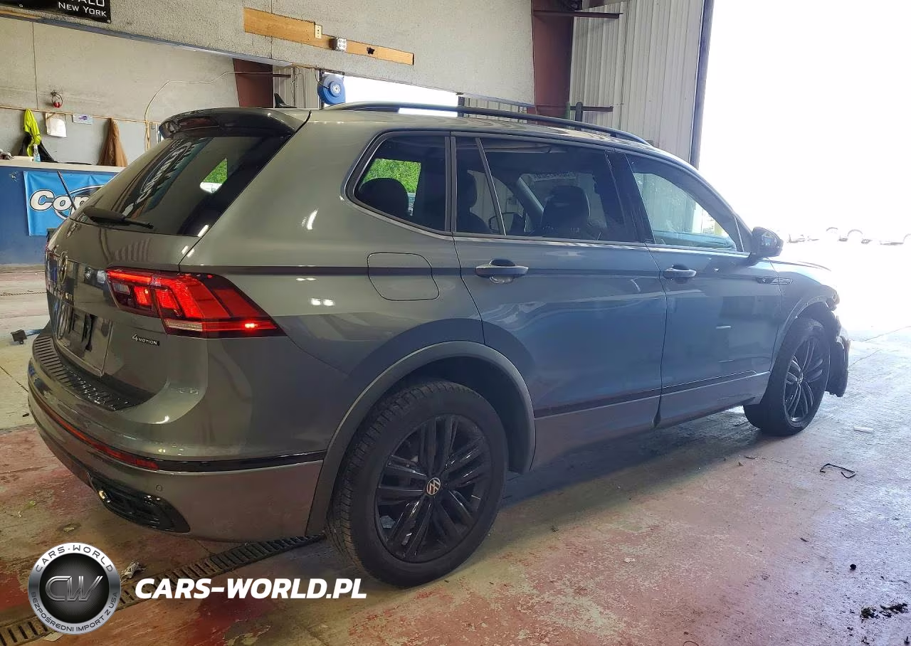 2022 Volkswagen Tiguan Se R-Line Black VIN:3VV8B7AX0NM098521 - 3