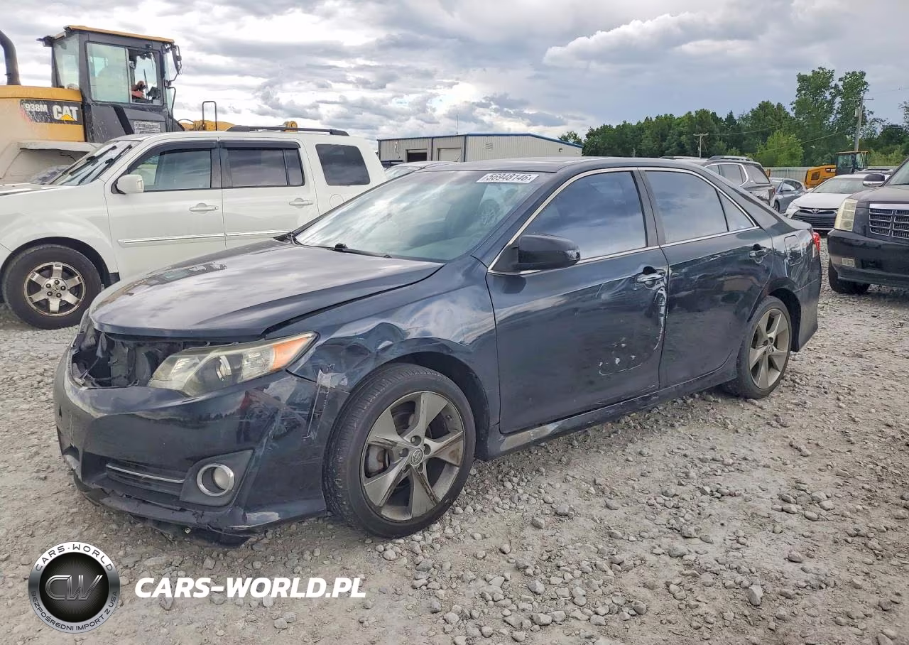 2014 Toyota Camry Se V6 – zdjęcie 1 z 12