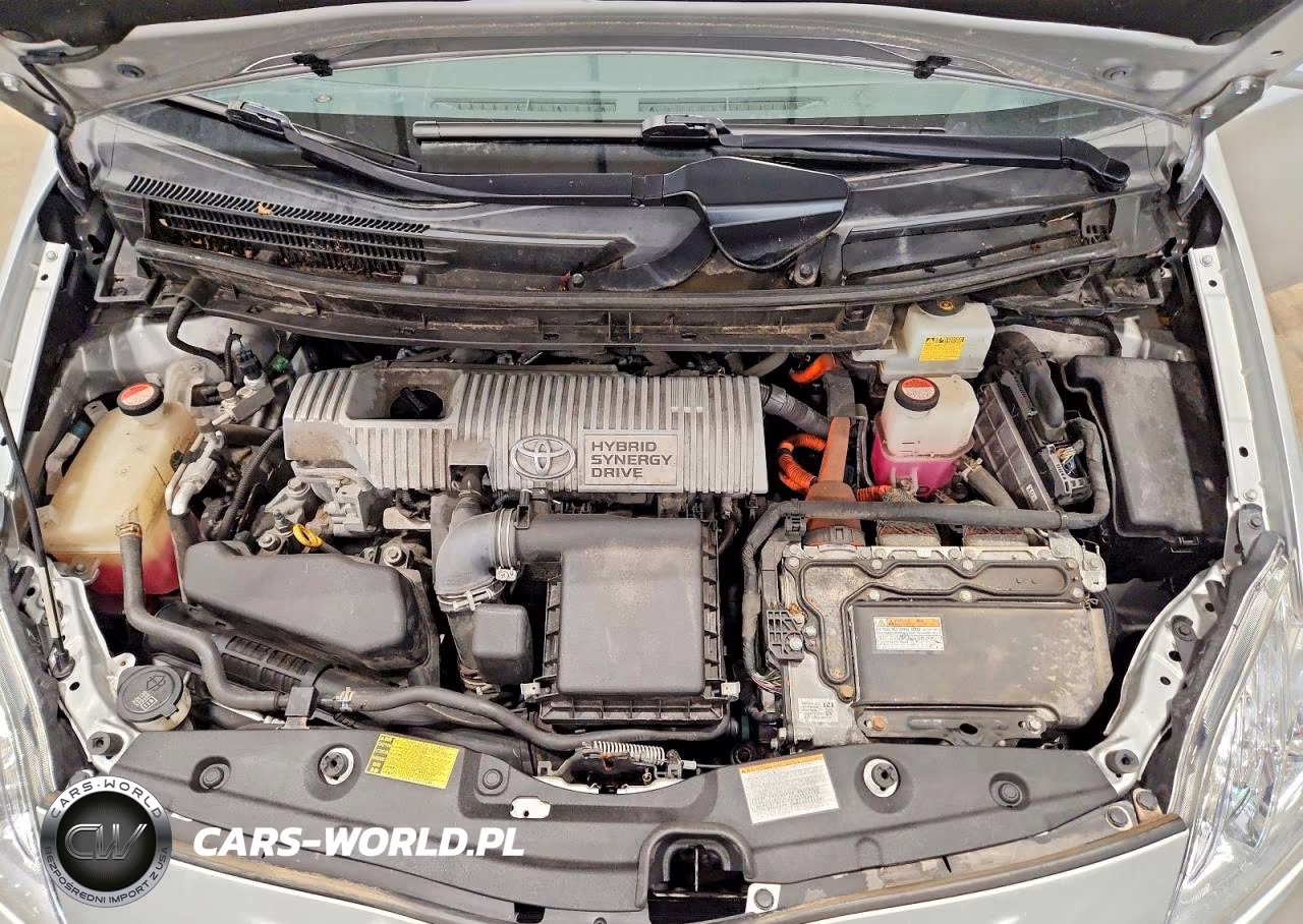 2015 Toyota Prius Two VIN:JTDKN3DU6F0426406 - 11