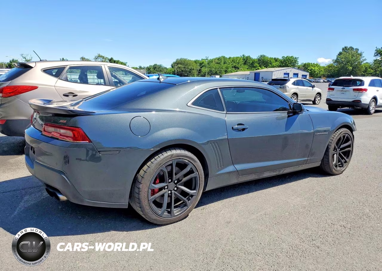 2015 Chevrolet Camaro 2Ss VIN:2G1FJ1EW4F9263206 - 3