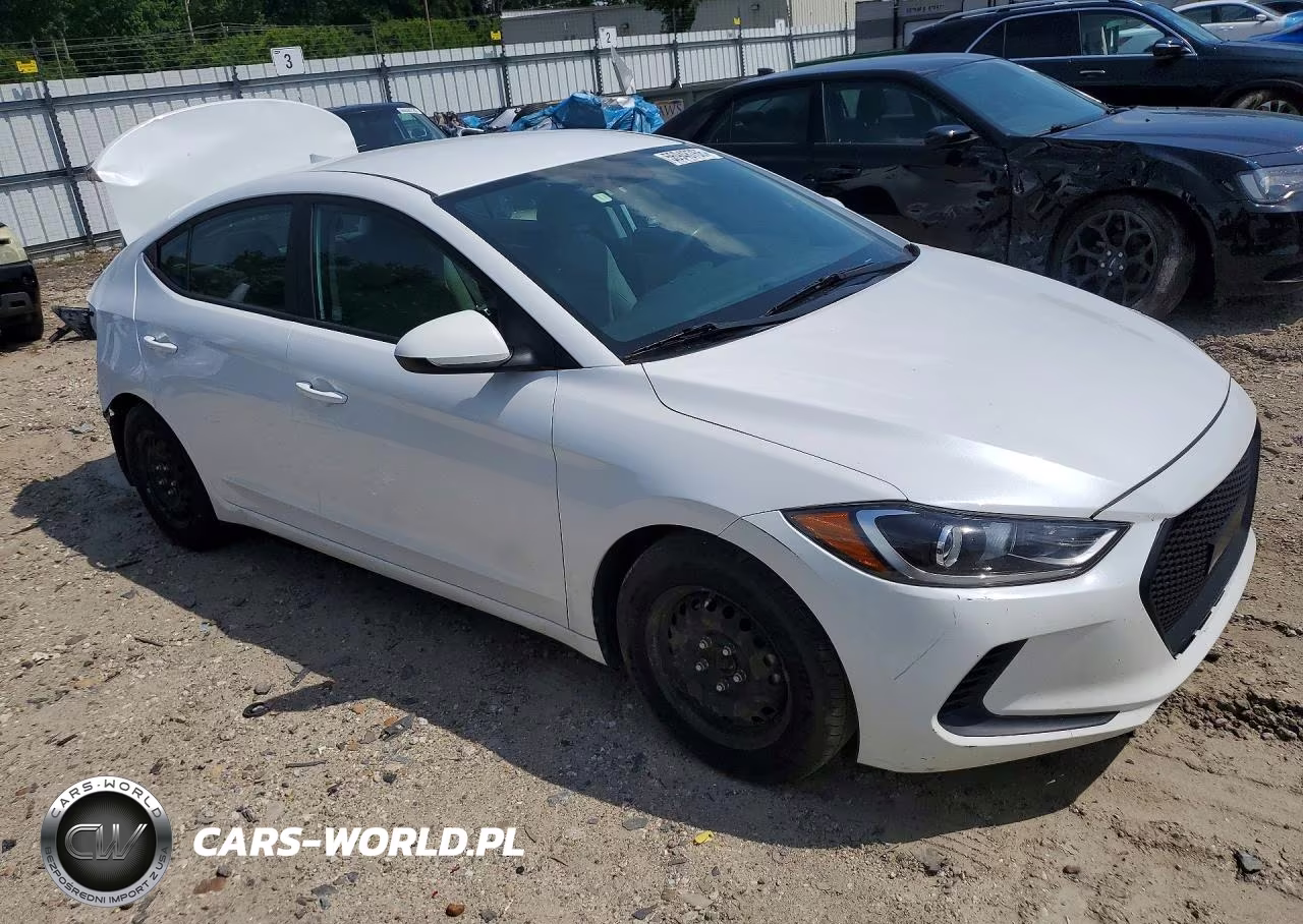 2017 Hyundai Elantra Se VIN:5NPD74LF6HH060657 - 4