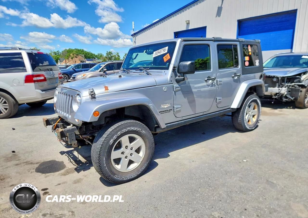 2013 Jeep Wrangler Unlimited Sahara VIN:1C4BJWEG0DL562838 - 1