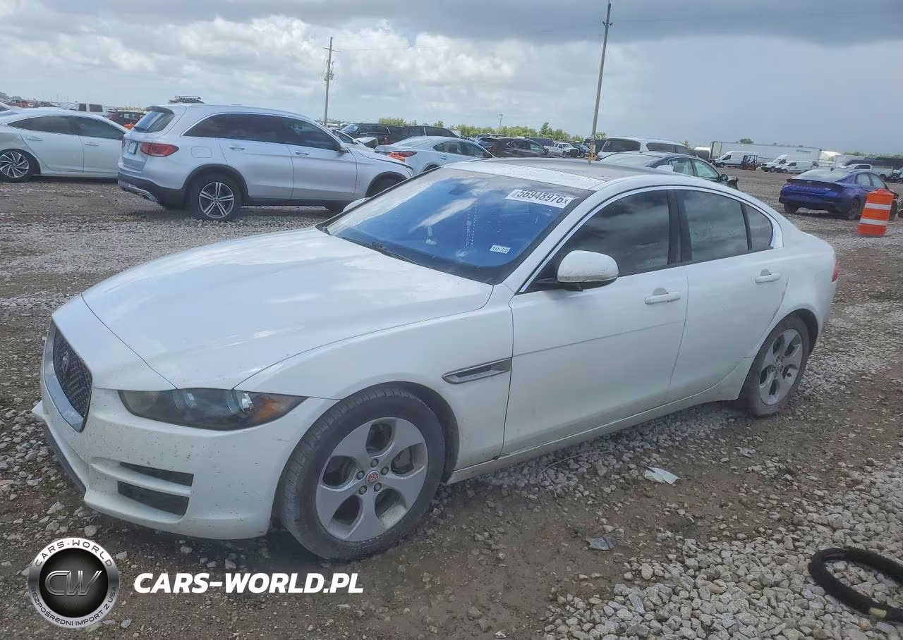 2017 Jaguar Xe