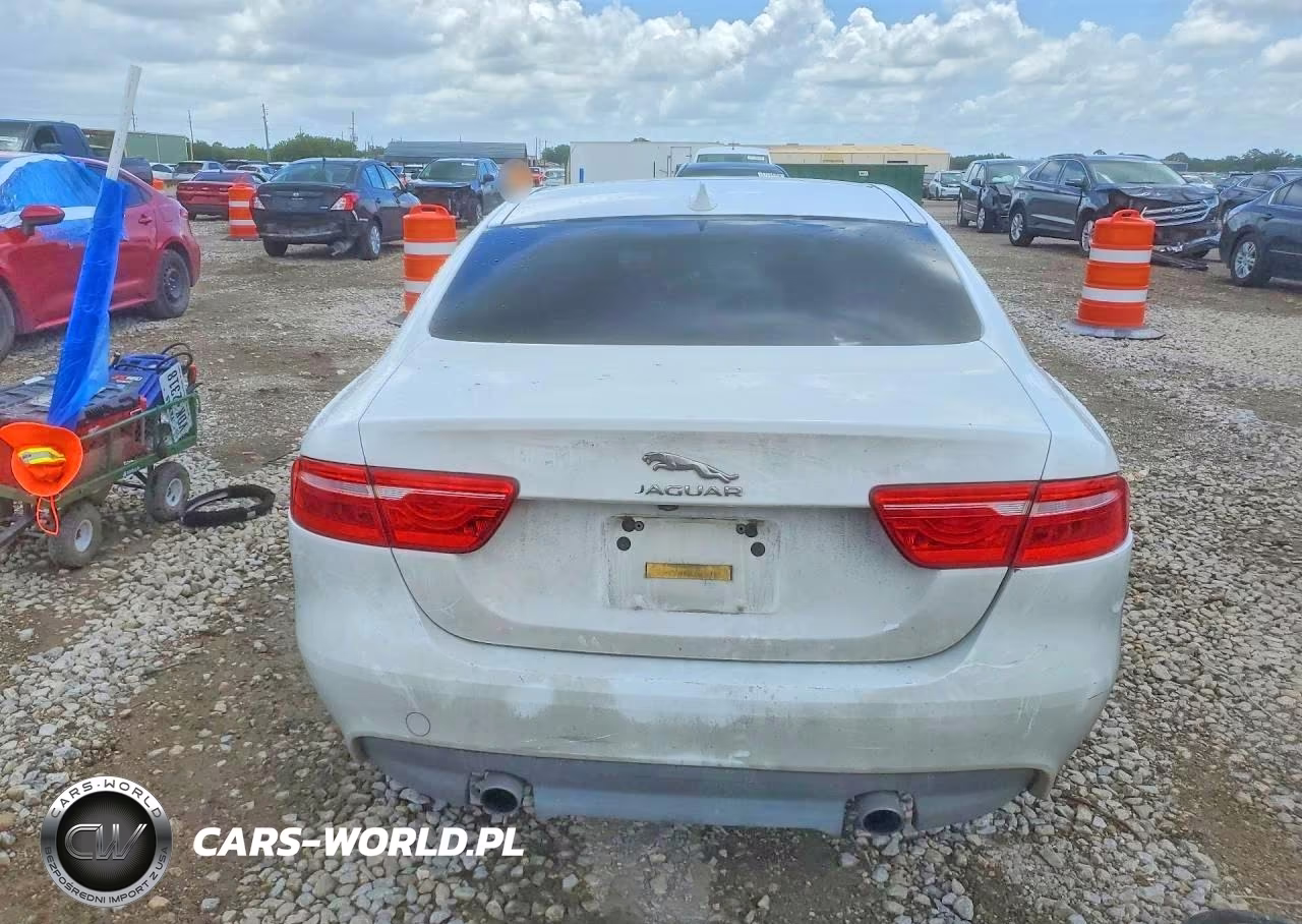2017 Jaguar Xe VIN:SAJAR4BG1HA977277 - 6
