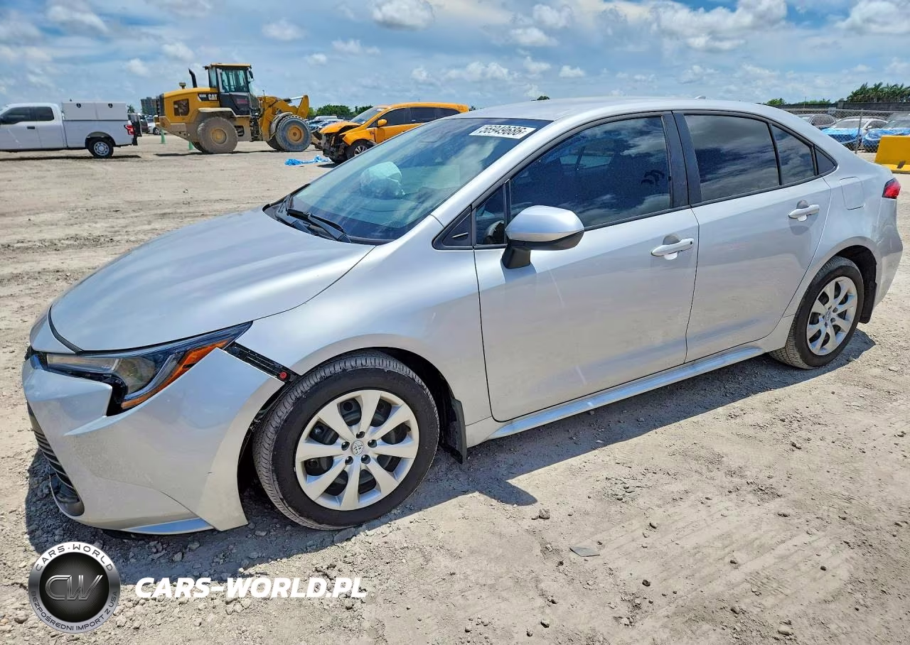 2026 Toyota Corolla Le – zdjęcie 1 z 12