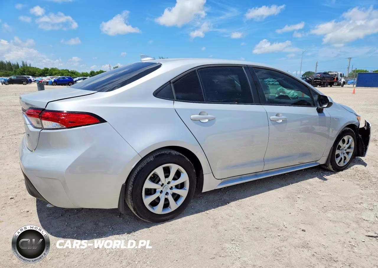 2026 Toyota Corolla Le VIN:5YFB4MDE6TP383253 - 3