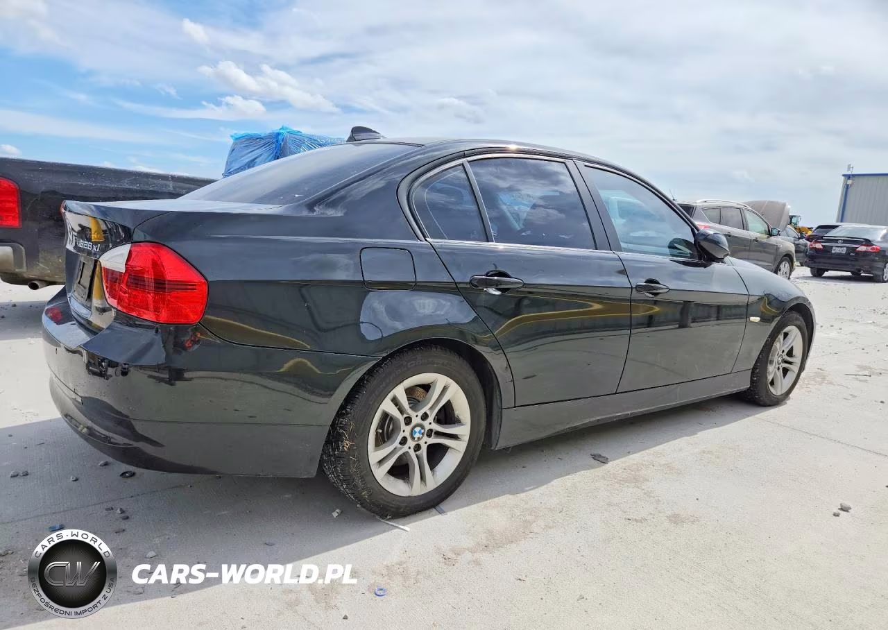 2008 BMW 3 Series VIN:WBAVC93538K042619 - 3