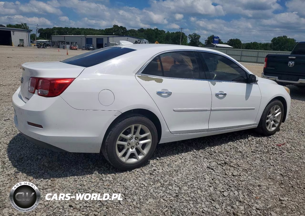 2015 Chevrolet Malibu 1Lt VIN:1G11C5SL3FU123608 - 3