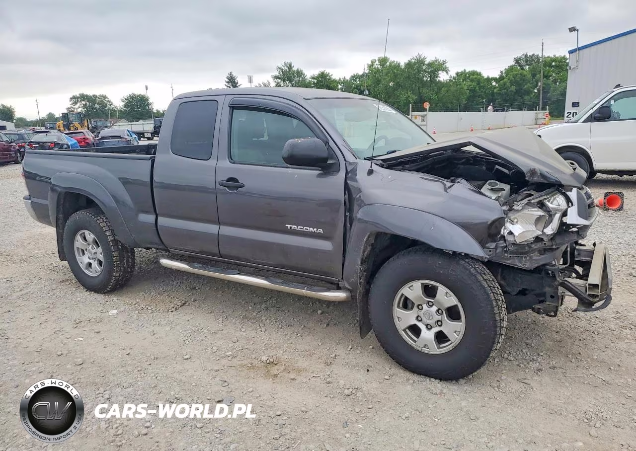 2013 Toyota Tacoma Access Cab VIN:5TFUX4EN8DX024049 - 4