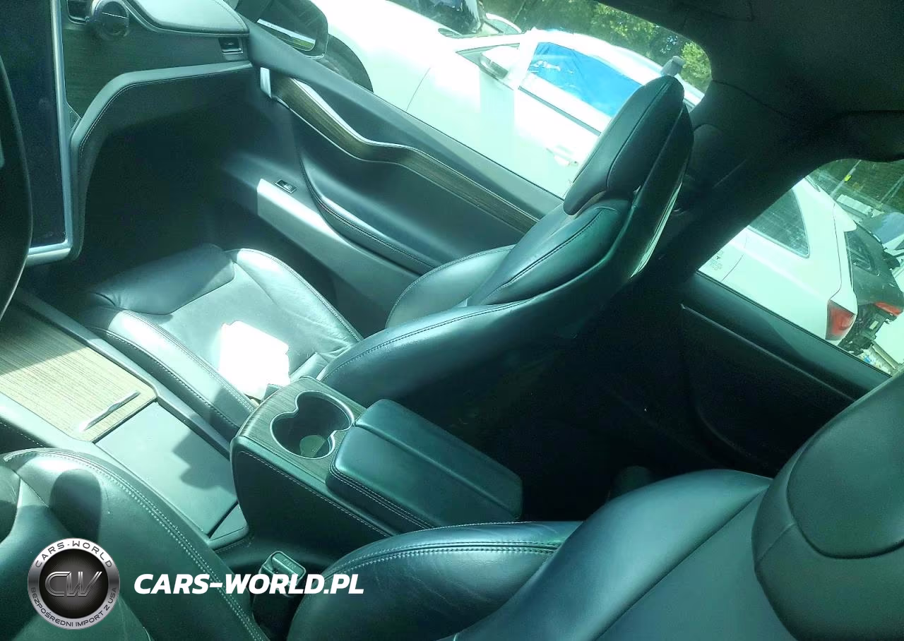 2016 Tesla Model X VIN:5YJXCAE28GF002368 - 8