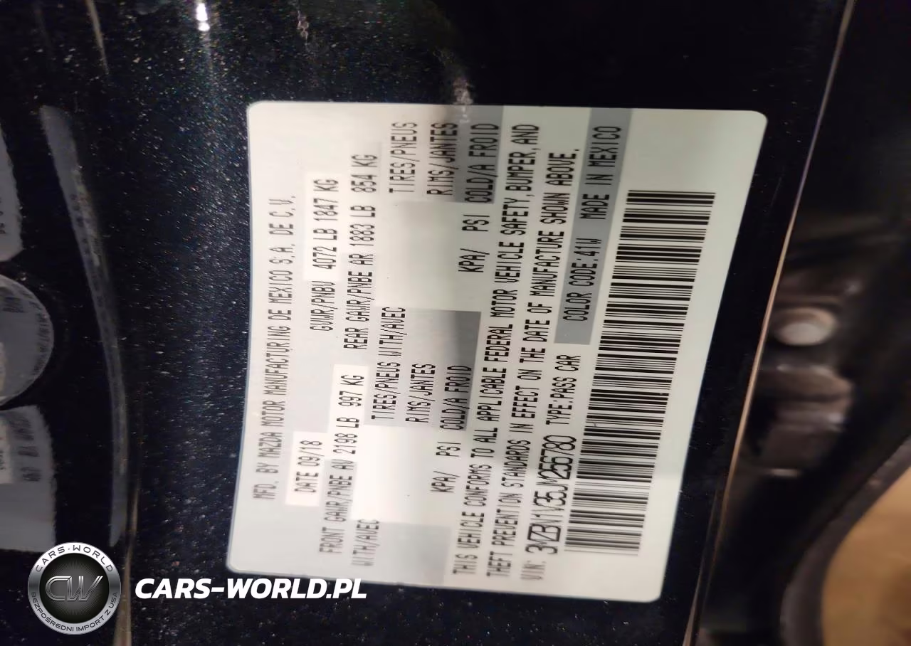 2018 Mazda 3 Touring VIN:3MZBN1V35JM256780 - 12