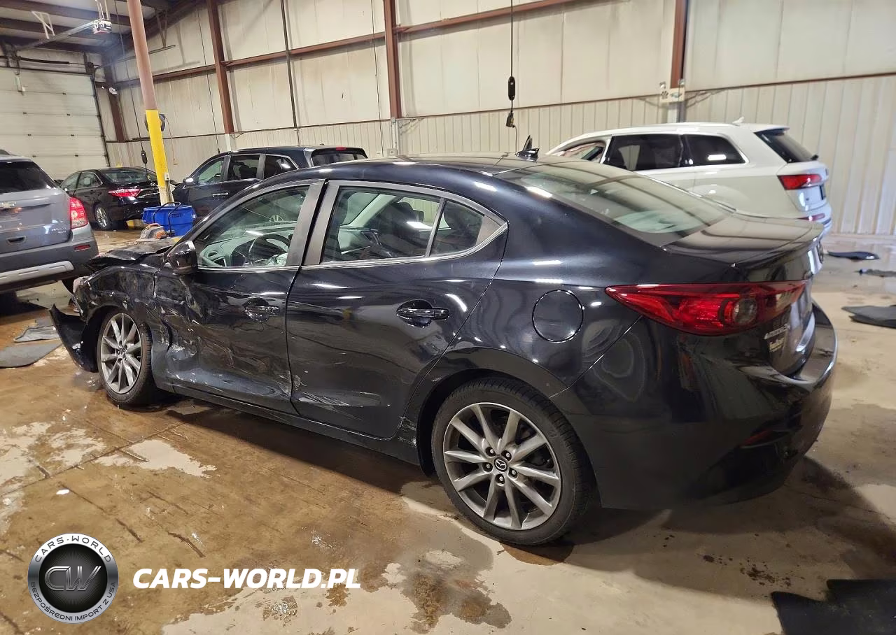 2018 Mazda 3 Touring VIN:3MZBN1V35JM256780 - 2