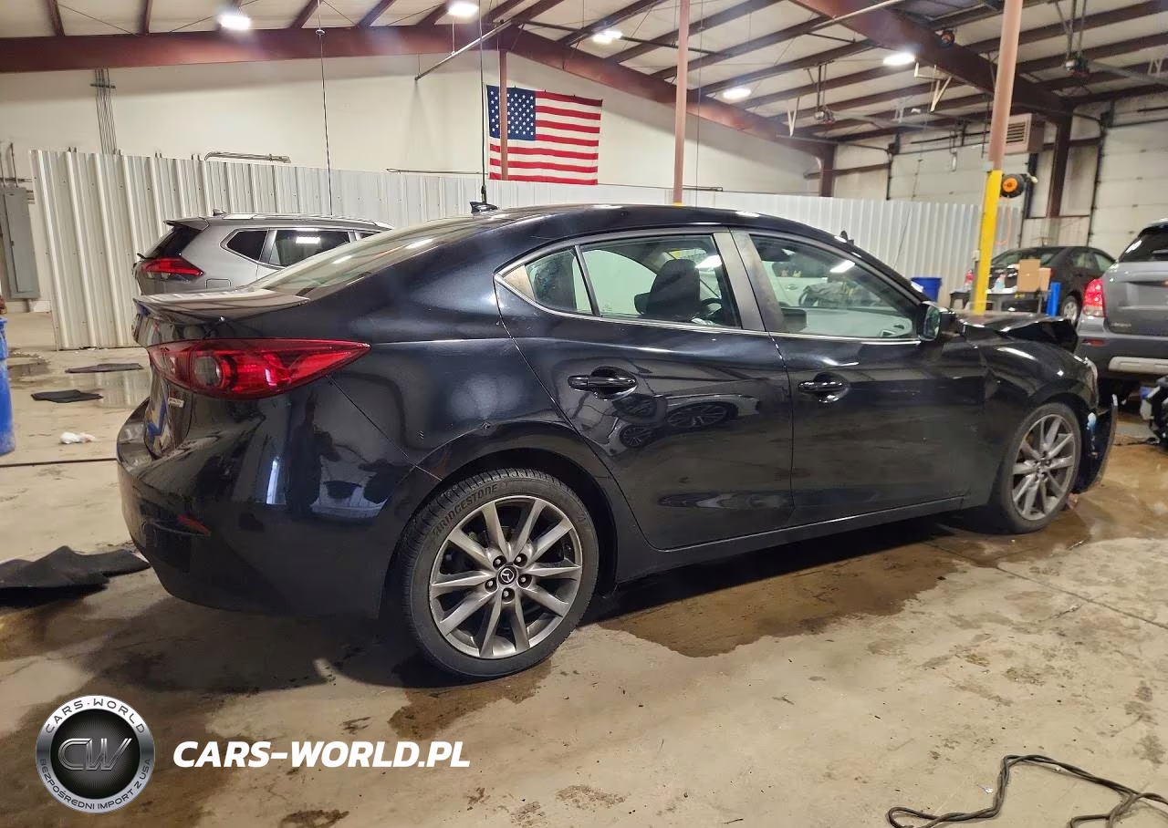 2018 Mazda 3 Touring VIN:3MZBN1V35JM256780 - 3