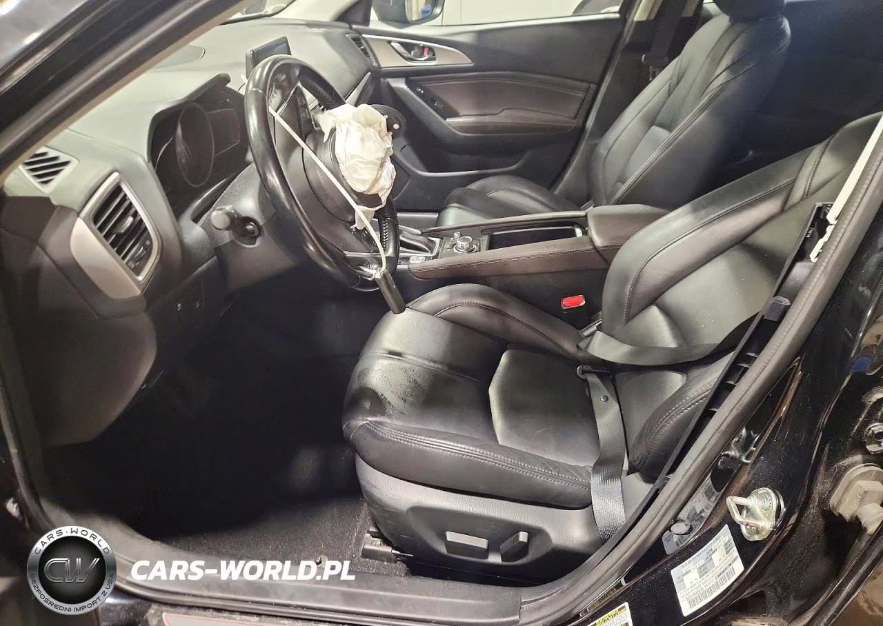 2018 Mazda 3 Touring VIN:3MZBN1V35JM256780 - 7