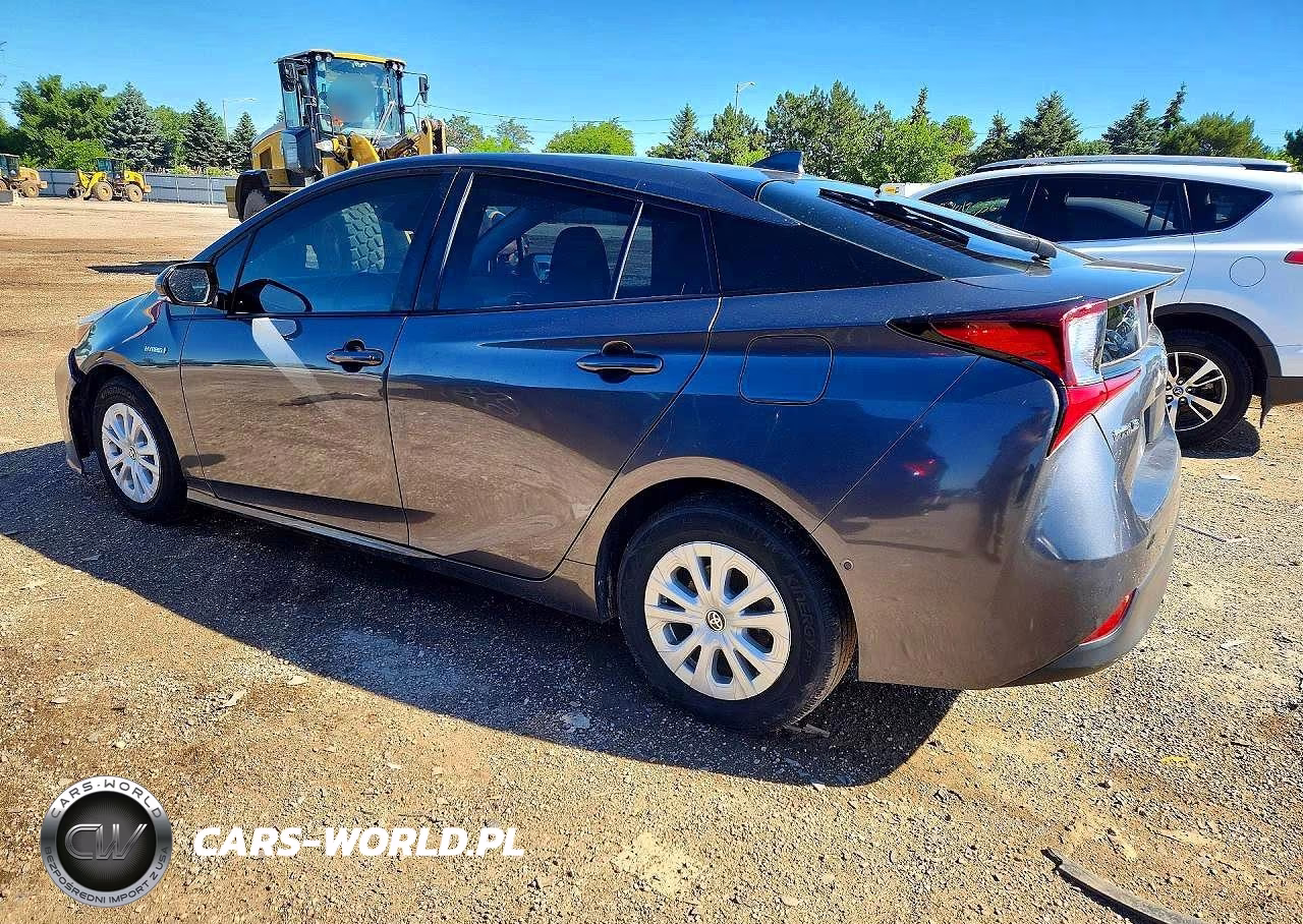 2019 Toyota Prius Le VIN:JTDKARFU7K3089071 - 2