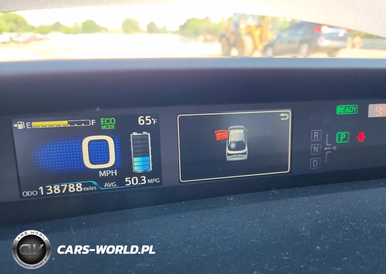 2019 Toyota Prius Le VIN:JTDKARFU7K3089071 - 9