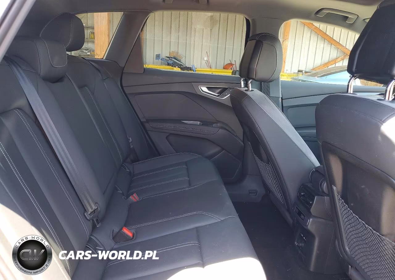 2025 Audi Q4 E-Tron Premium VIN:WA1KUBFZ6SP066135 - 11