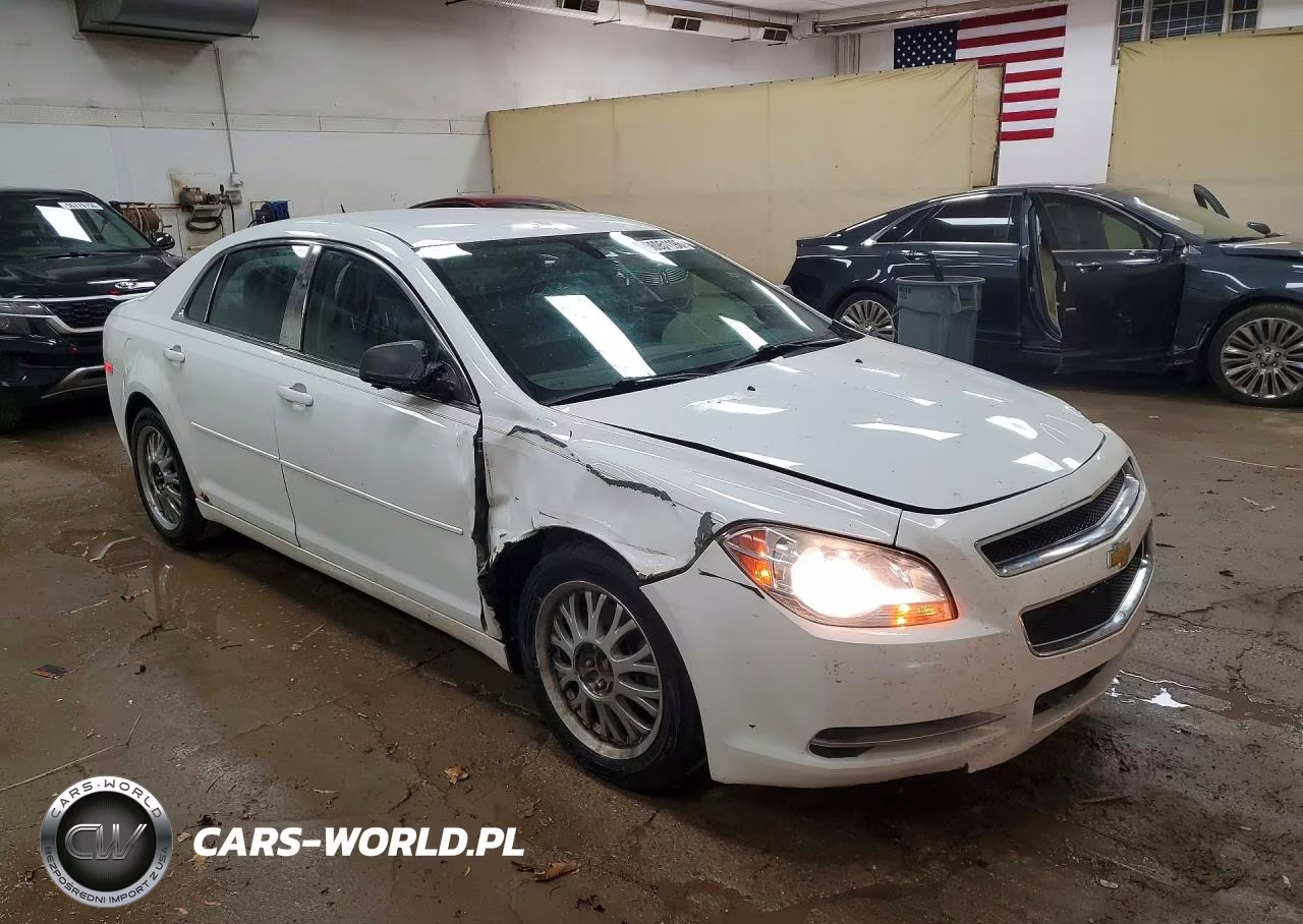 2011 Chevrolet Malibu Ls VIN:1G1ZB5E10BF362032 - 4