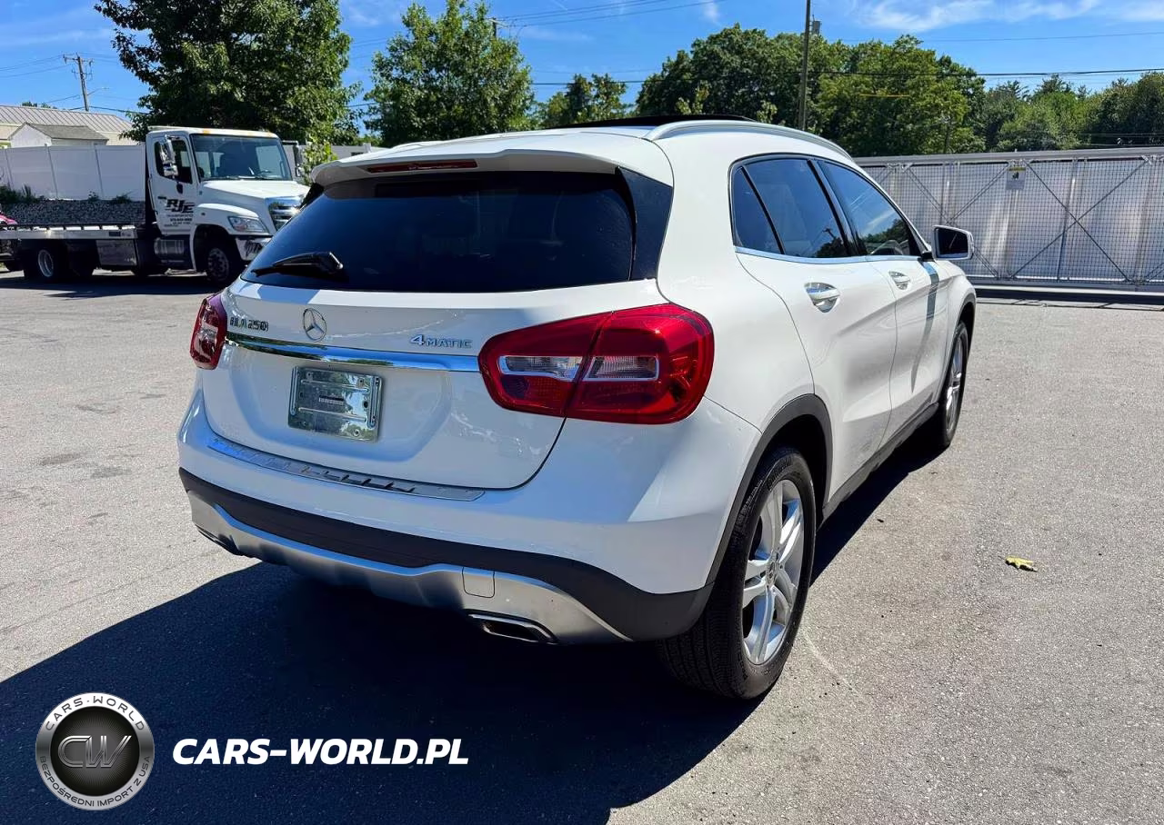 2018 Mercedes-Benz Gla 250 4Matic VIN:WDCTG4GB7JU000217 - 3