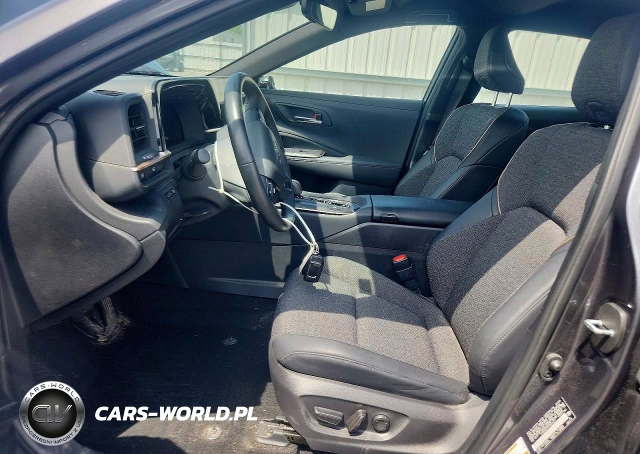 2023 Toyota Crown Xle VIN:JTDAAAAF3P3016311 - 7