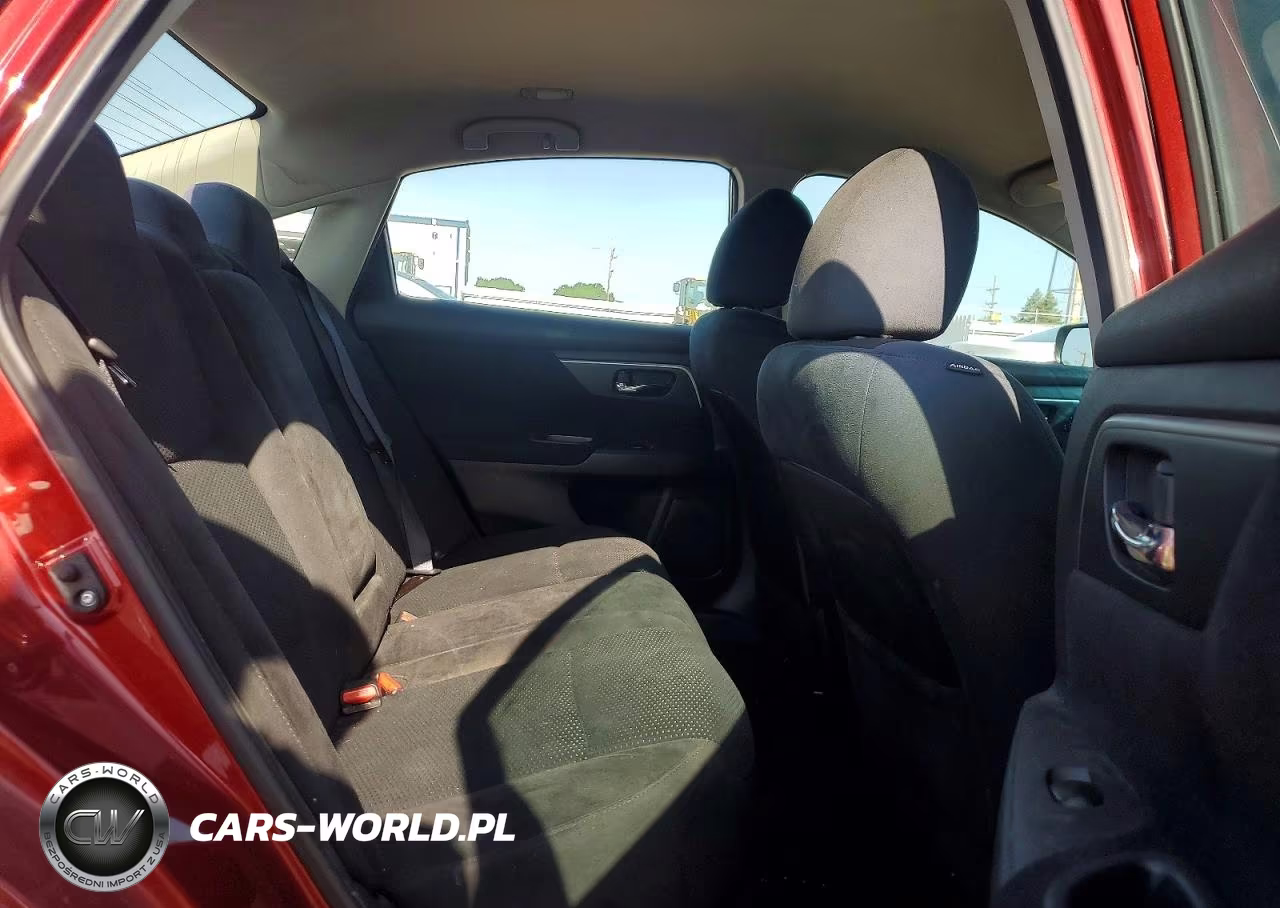 2015 Nissan Altima 2.5 S VIN:1N4AL3AP7FN346234 - 10