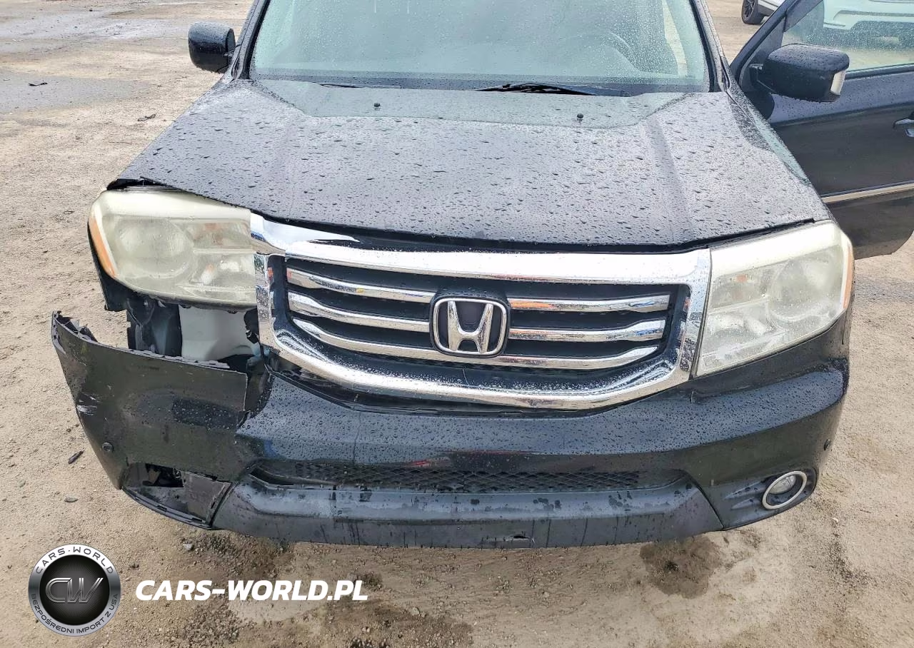 2013 Honda Pilot Touring VIN:5FNYF4H91DB008725 - 12