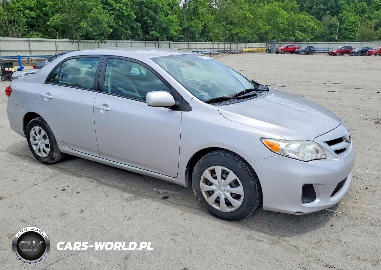2011 Toyota Corolla Le VIN:2T1BU4EE4BC702663 - 4