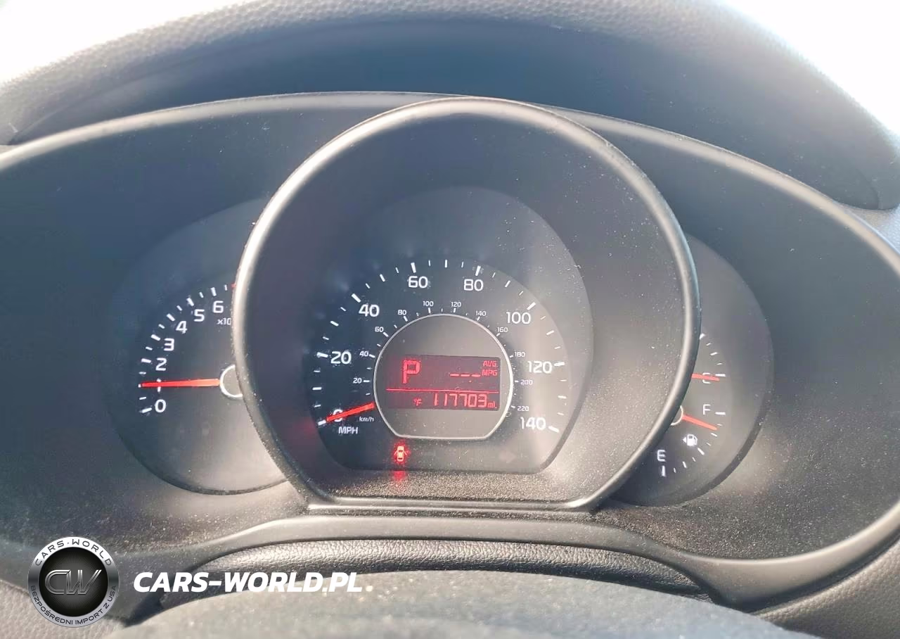 2014 Kia Soul + VIN:KNDJP3A52E7088804 - 9