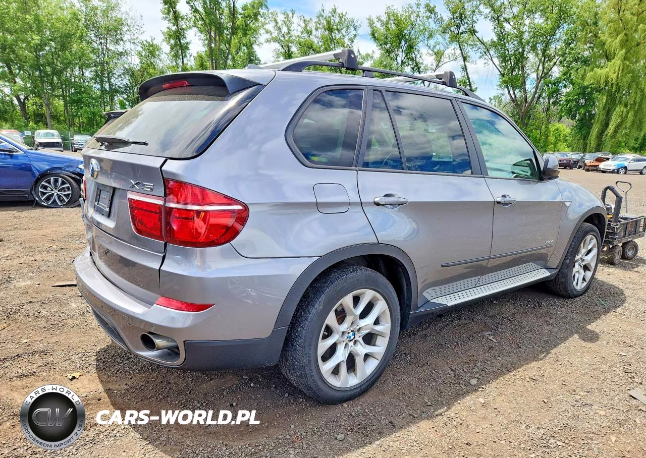 2012 BMW X5 xDrive35I VIN:5UXZV4C53CL755362 - 3