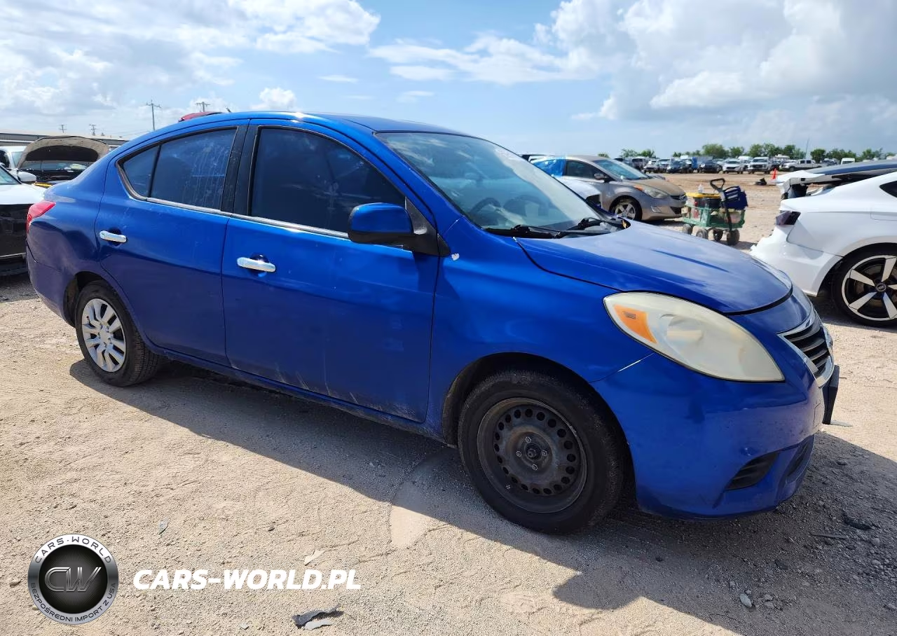 2012 Nissan Versa 1.6 S VIN:3N1CN7AP8CL812515 - 4