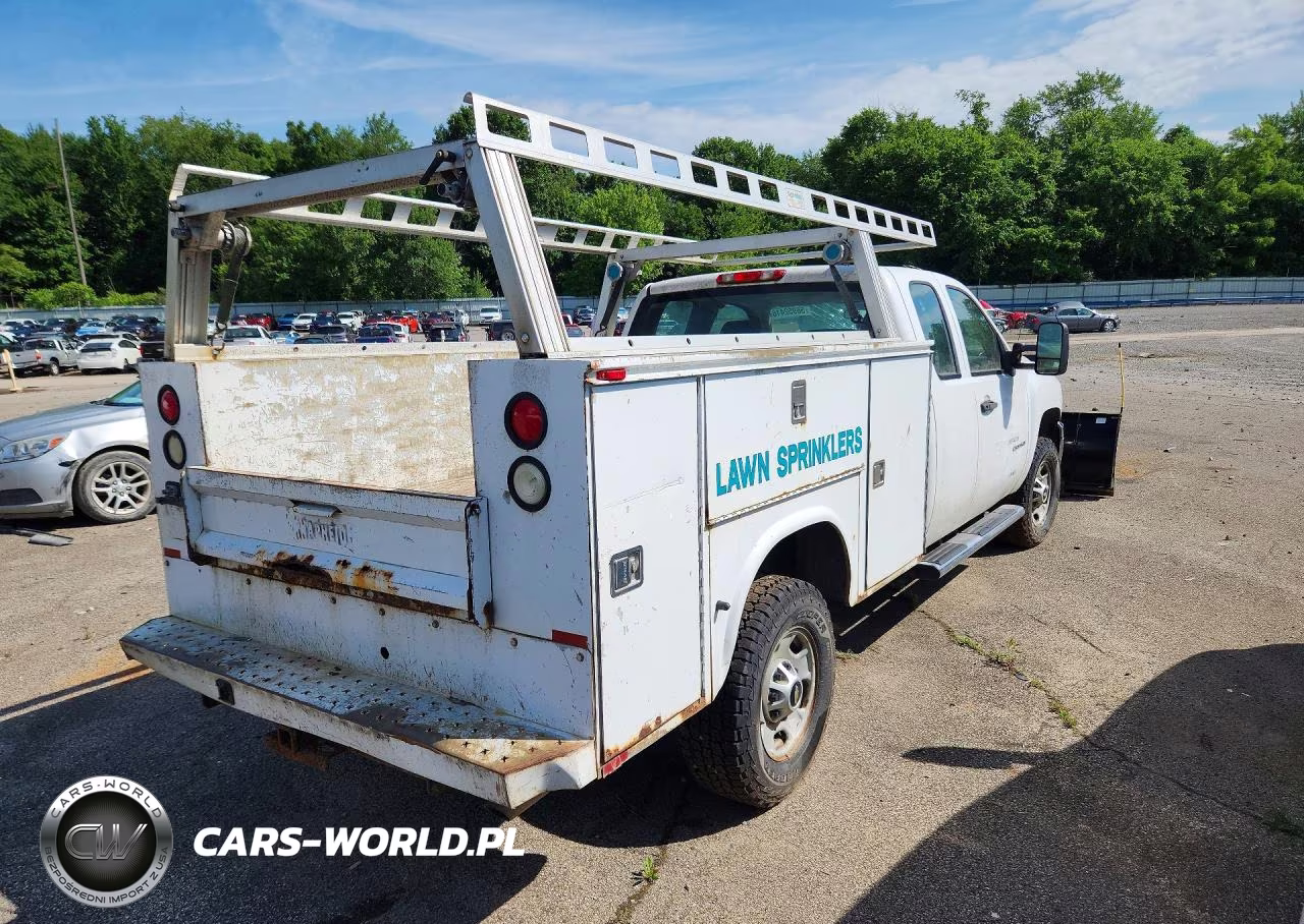 2012 Chevrolet Silverado K2500 Heavy Duty VIN:1GB2KVCG7CZ327265 - 3