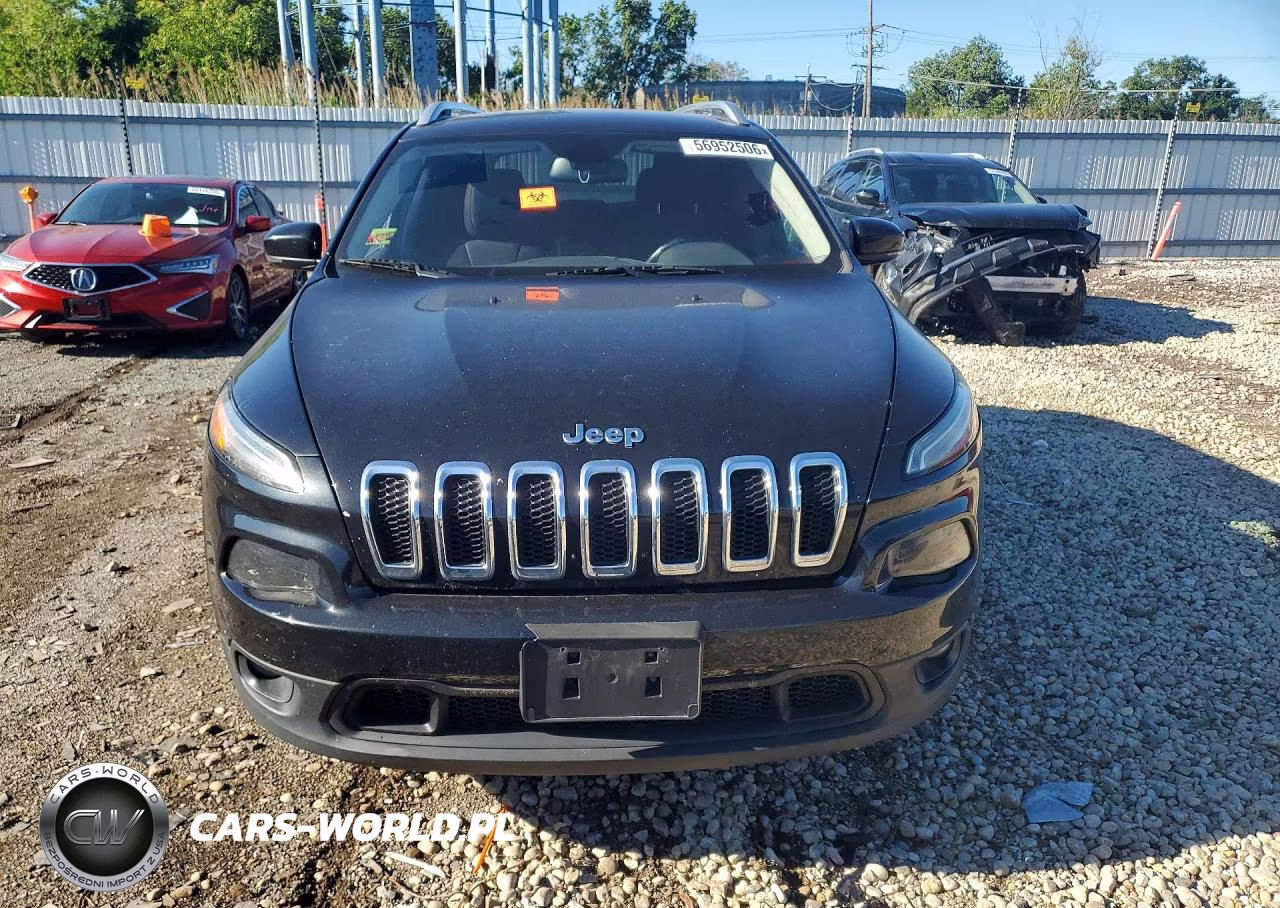 2016 Jeep Cherokee Latitude VIN:1C4PJMCB3GW112637 - 5