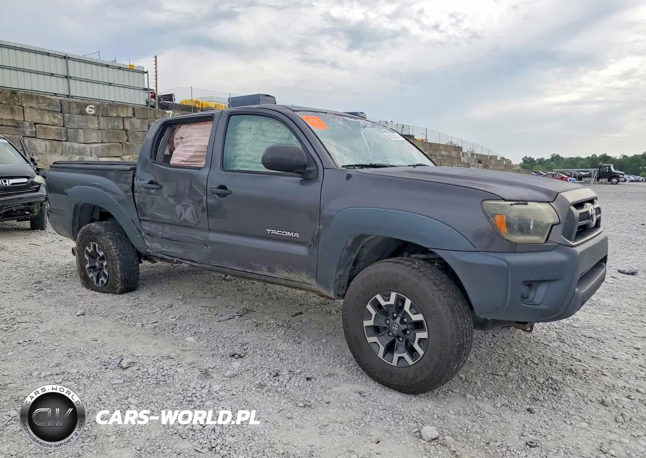 2012 Toyota Tacoma Double Cab VIN:3TMLU4EN4CM089425 - 4