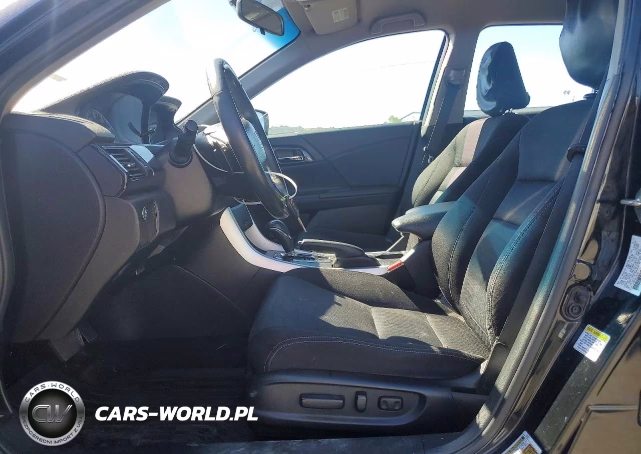 2015 Honda Accord Sport VIN:1HGCR2F5XFA032315 - 7
