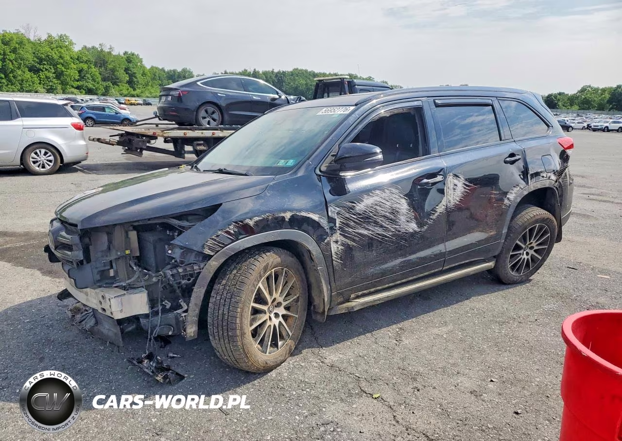 2018 Toyota Highlander Se – zdjęcie 1 z 13