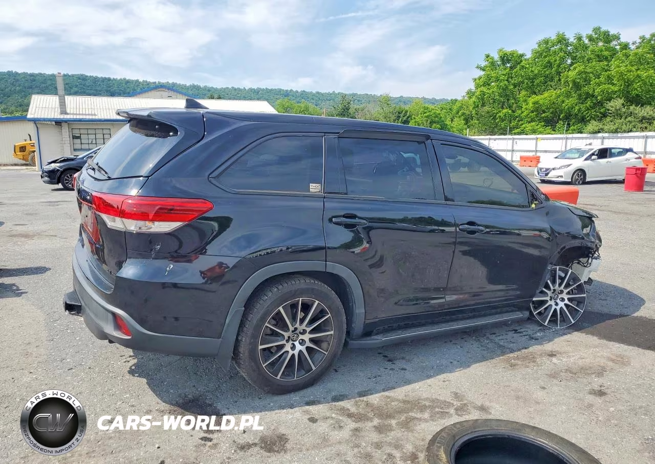 2018 Toyota Highlander Se VIN:5TDJZRFH7JS560320 - 3