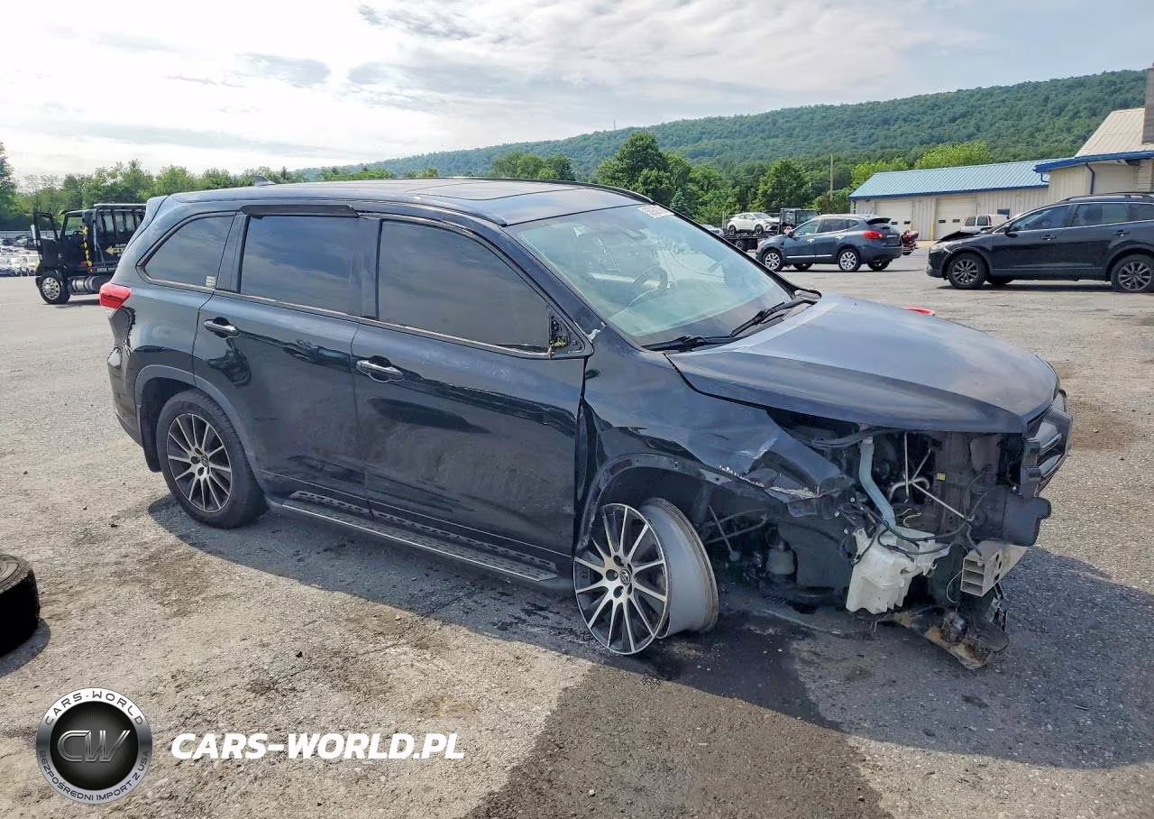 2018 Toyota Highlander Se VIN:5TDJZRFH7JS560320 - 4