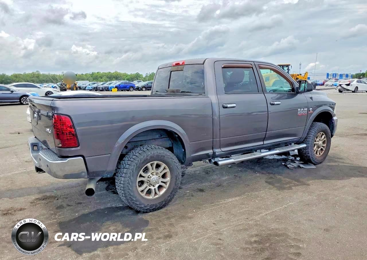 2014 Ram 2500 Laramie VIN:3C6UR5FL7EG152602 - 3