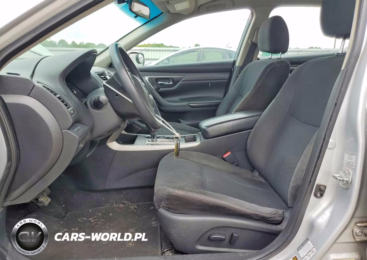 2015 Nissan Altima 2.5 S VIN:1N4AL3AP4FN384942 - 7