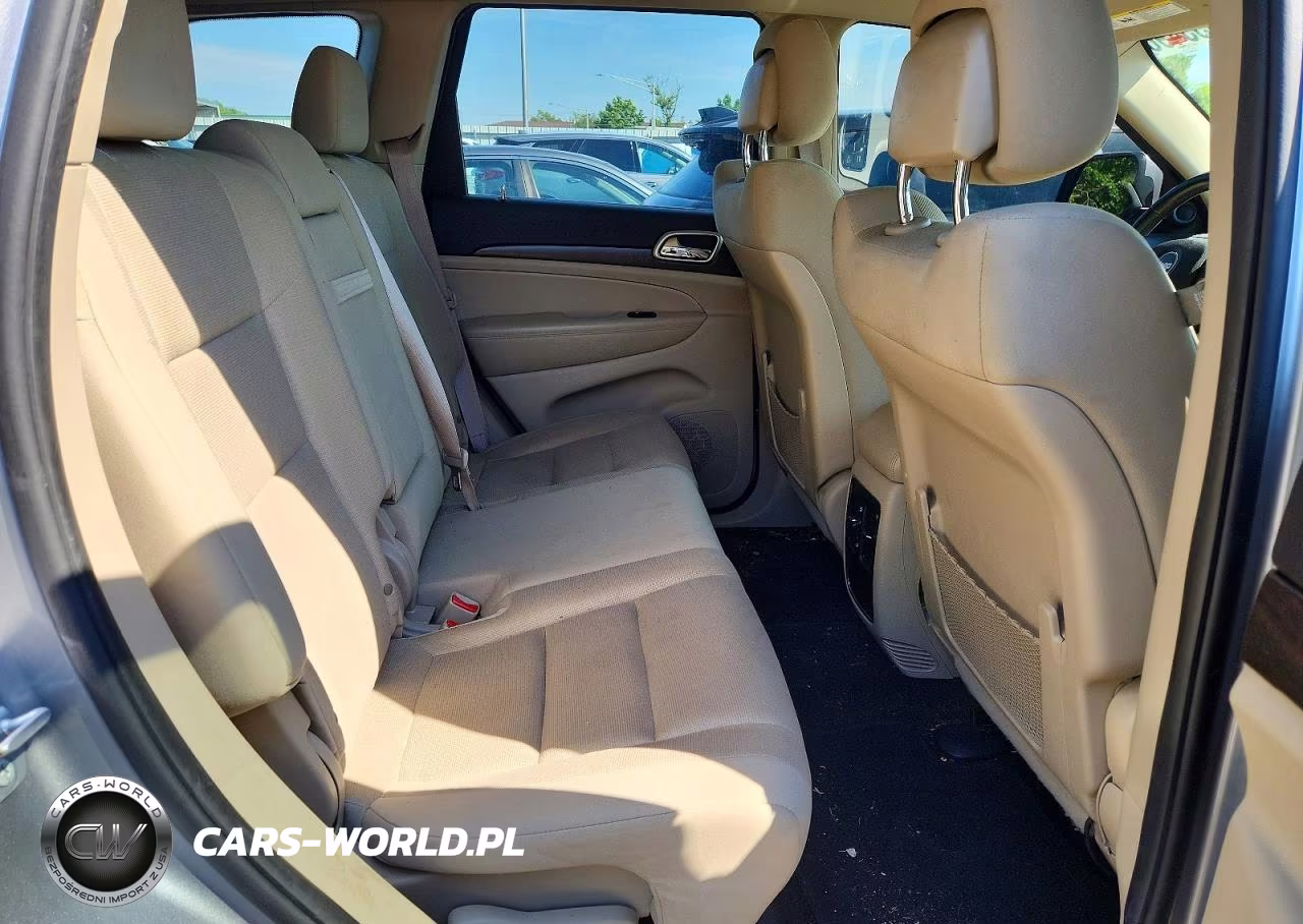 2015 Jeep Grand Cherokee Laredo VIN:1C4RJFAG8FC797172 - 11