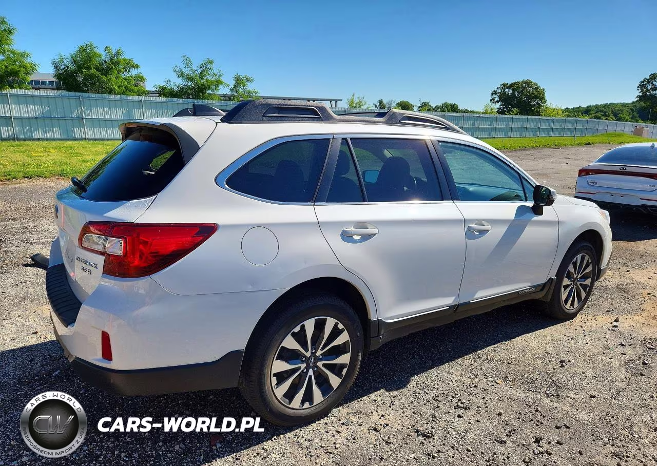 2016 Subaru Outback 3.6R Limited VIN:4S4BSENC5G3352031 - 3