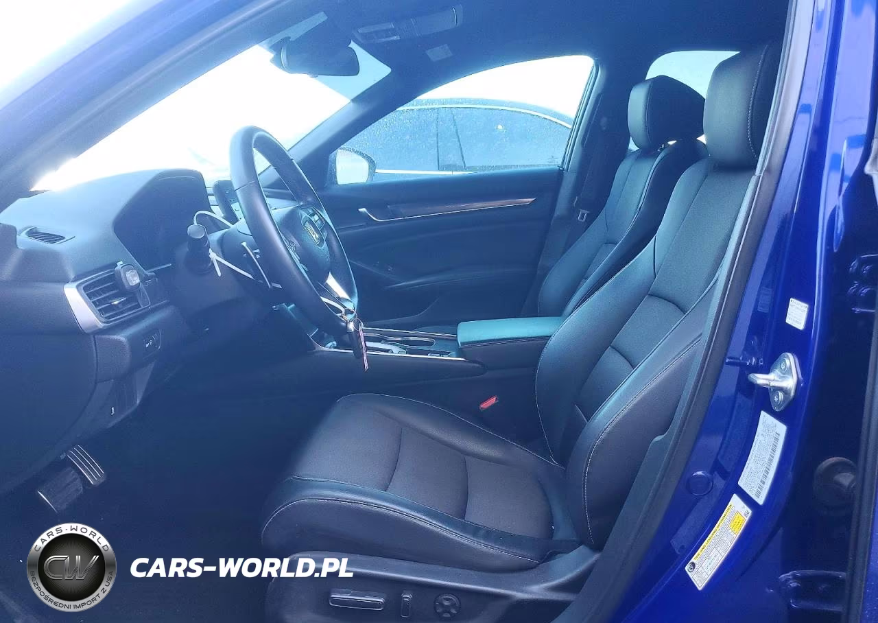 2018 Honda Accord Sport VIN:1HGCV1F32JA105383 - 7