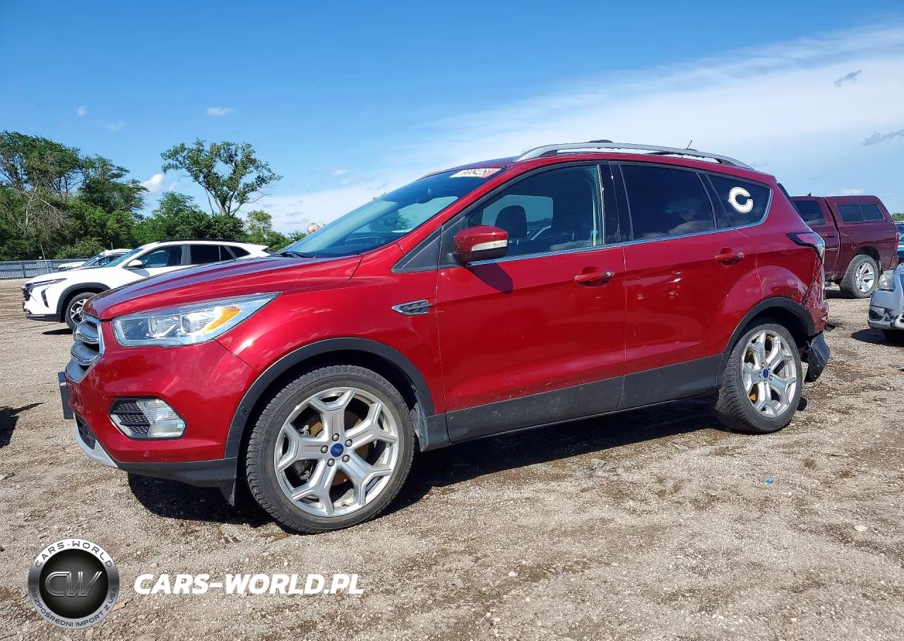 2017 Ford Escape Titanium – zdjęcie 1 z 13