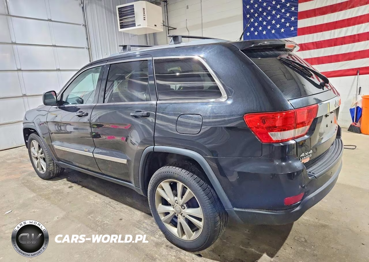 2013 Jeep Grand Cherokee Laredo VIN:1C4RJFAG1DC649975 - 2